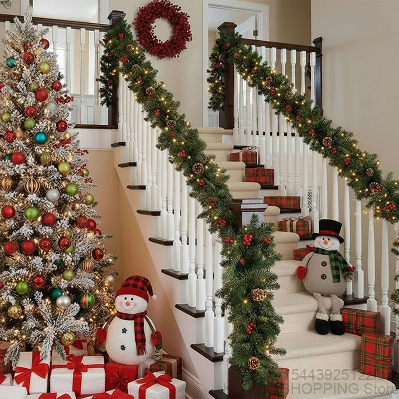 Southern Bloom 2.7M Pre-Lit Christmas Garland with Pinecones & Red Berries – Handmade Artificial Rattan Wreath for Doors, Mantels & Holiday Decor