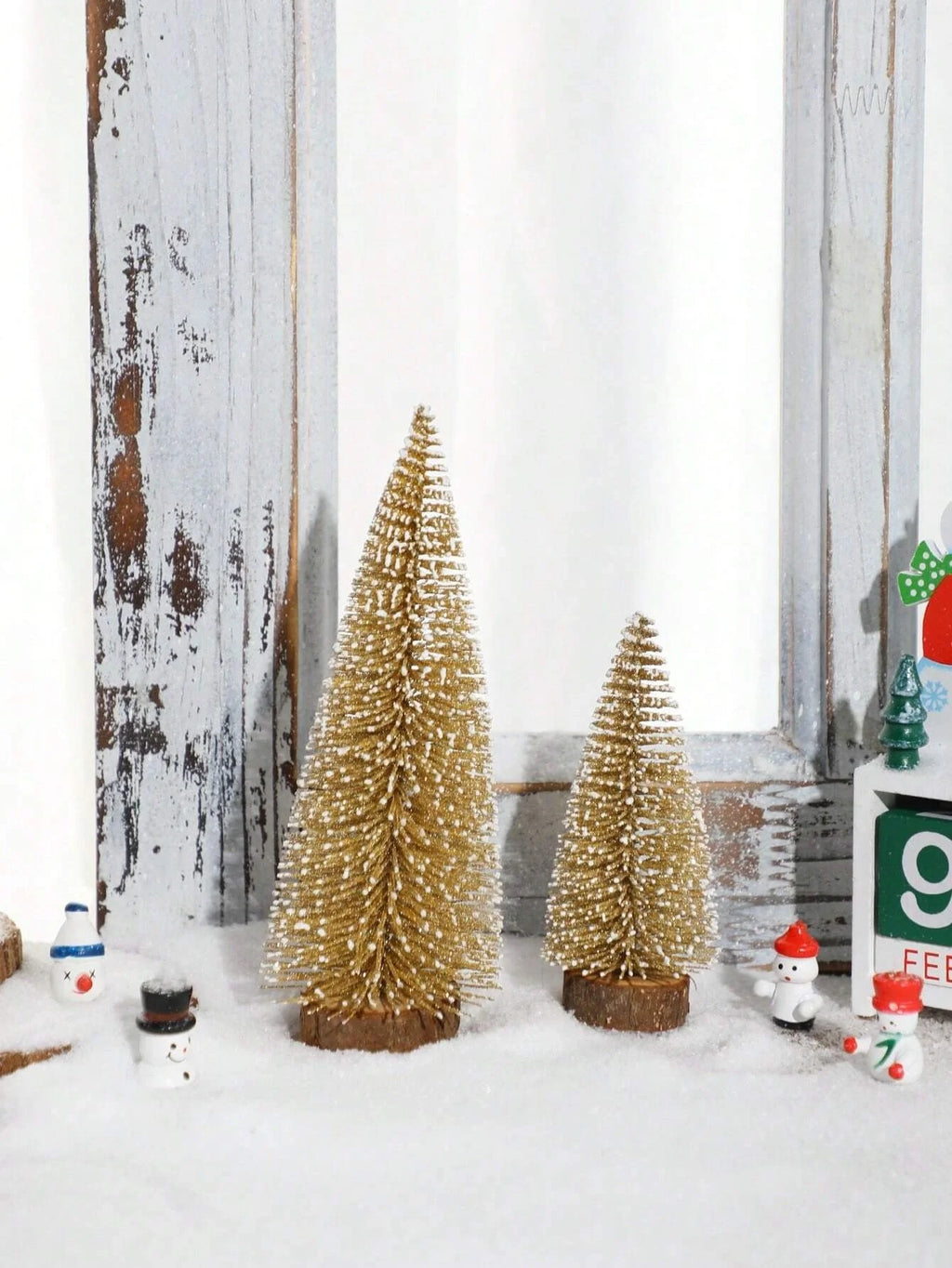 Southern Bloom Mini Tabletop Christmas Trees – Artificial Pine Miniature Xmas Décor for Kitchen, Dining Table & Home Holiday Displays