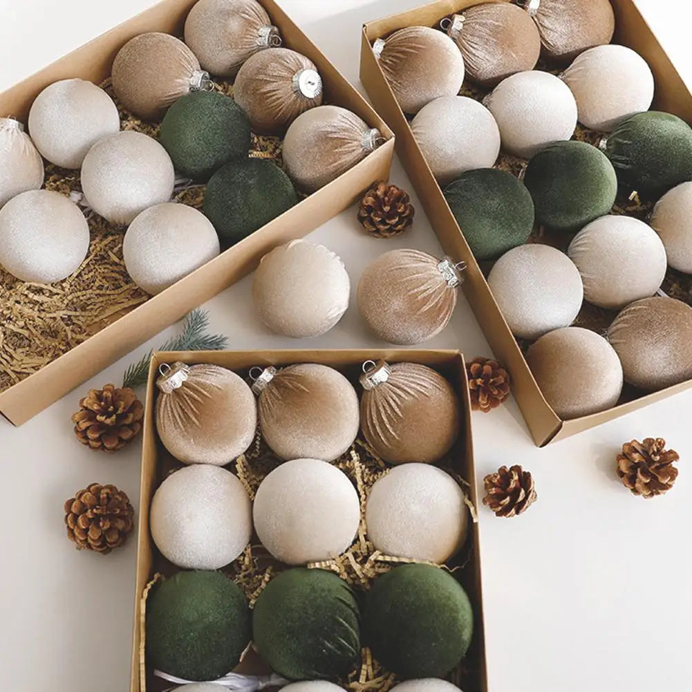 Velvet Christmas Ornaments Set – 15-Piece Hand-Painted Retro Bulbs