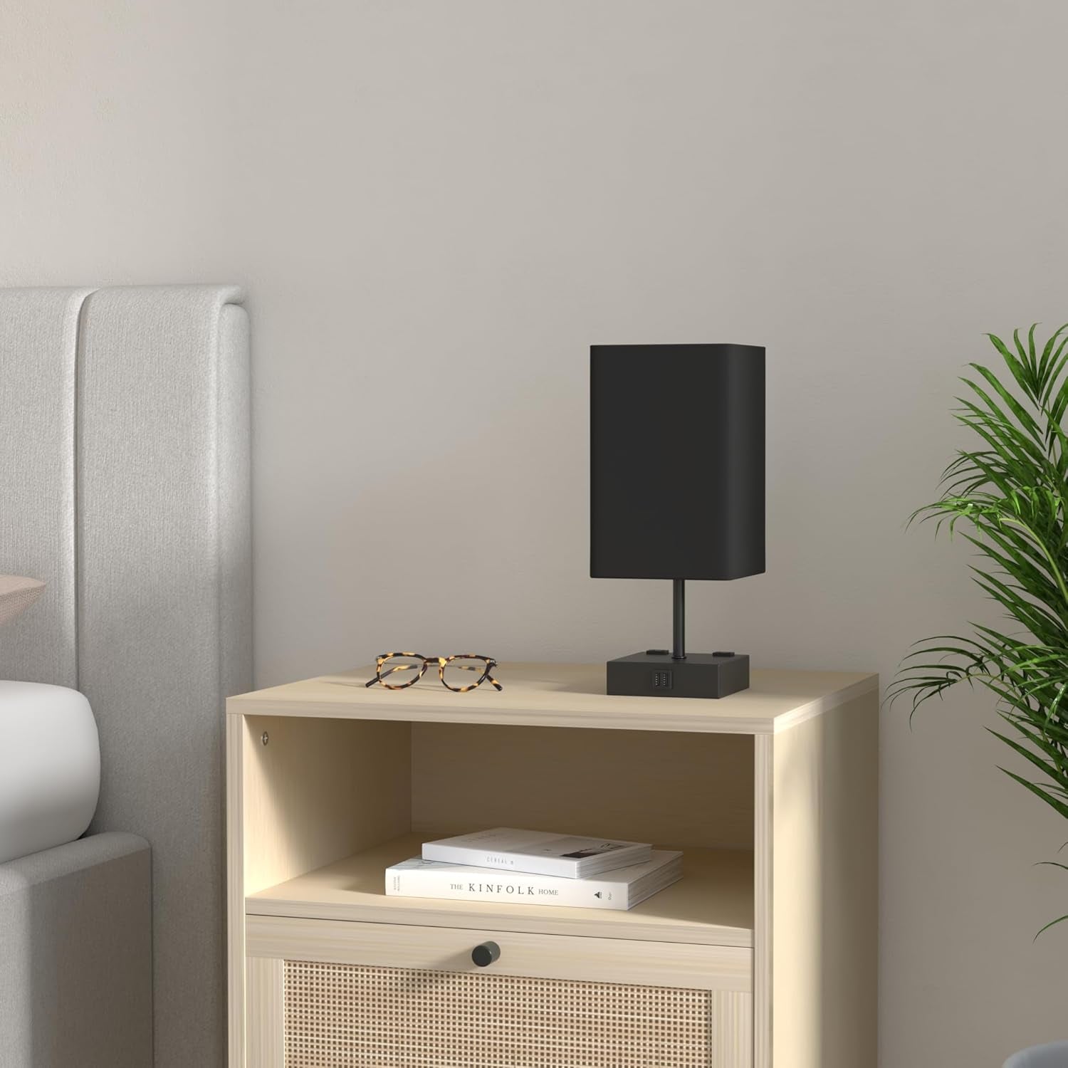 3-Way Dimmable Touch Table Lamp with USB Charging Ports – Black Bedside Lamp with Bulb Included